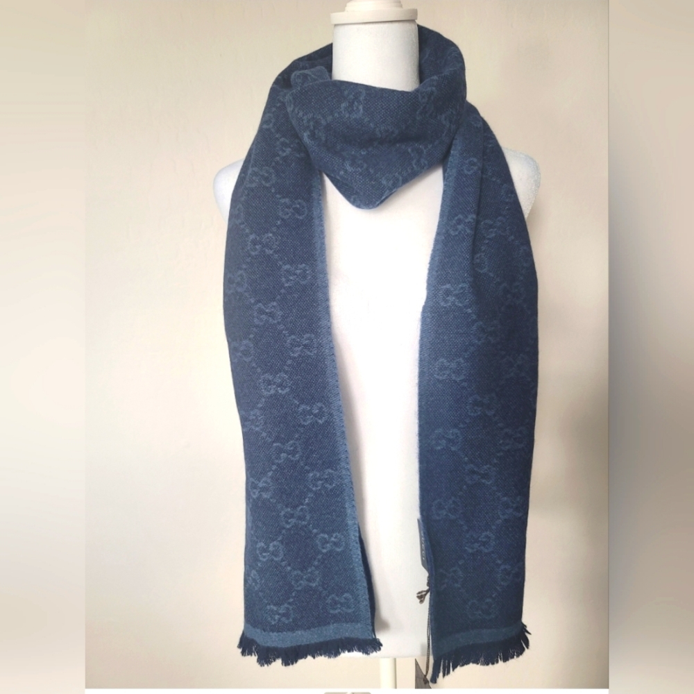 (NWT) Authentic Gucci wool/angora blend monogram scarf in rich blue.